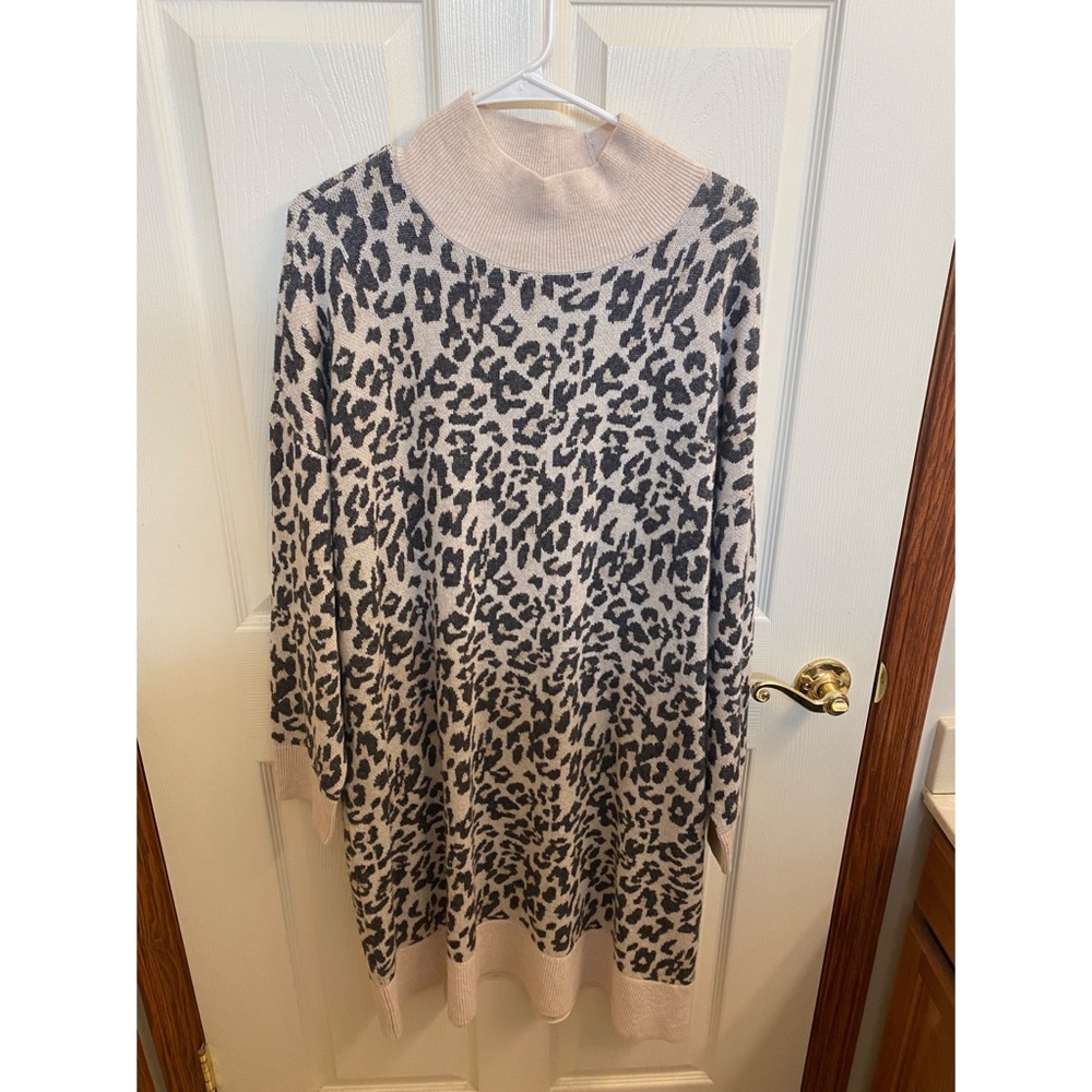 Never worn LOFT dress!